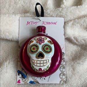 Betsey Johnson sugar skull flask NWT Pink
